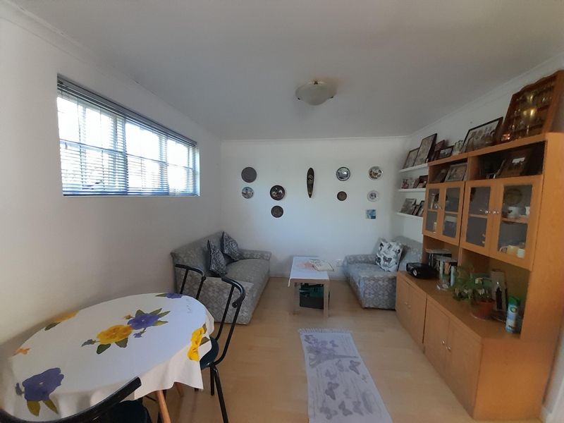 Thornton One bedroom Garden flat - Photo 4