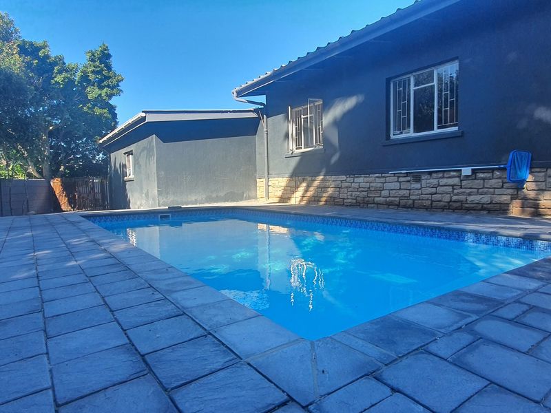 Three-bedroom ground floor home on a rare 1400m2 stand in sought-after central Mossel Bay, Linkside - Photo 8
