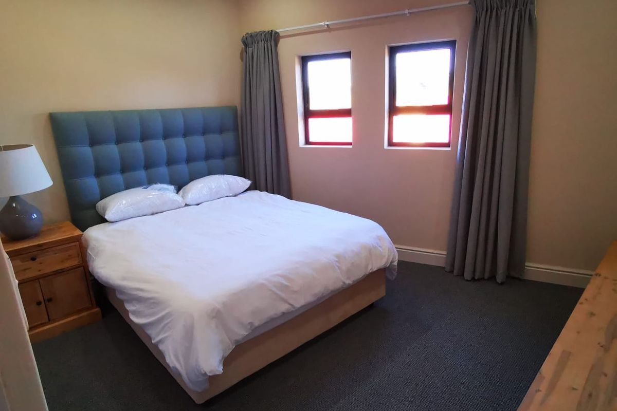 Pineland One bedroom flat - Photo 5