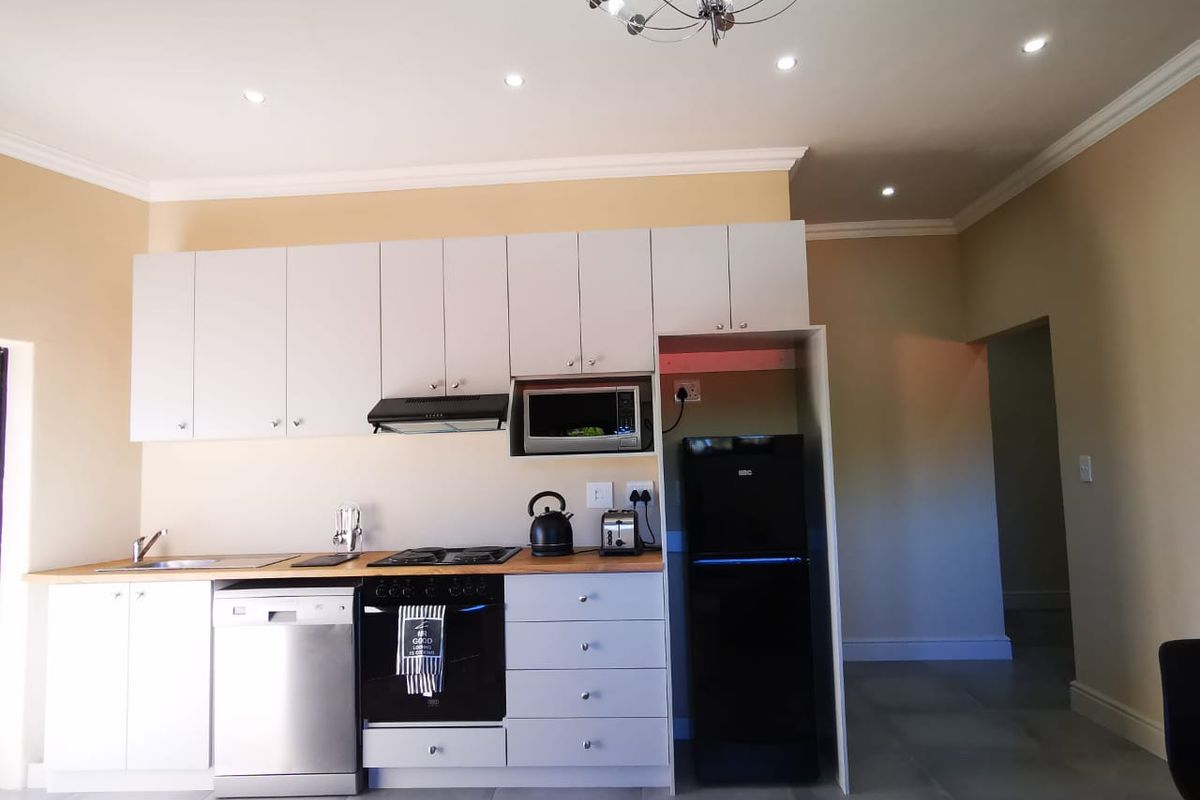 Pineland One bedroom flat - Photo 4