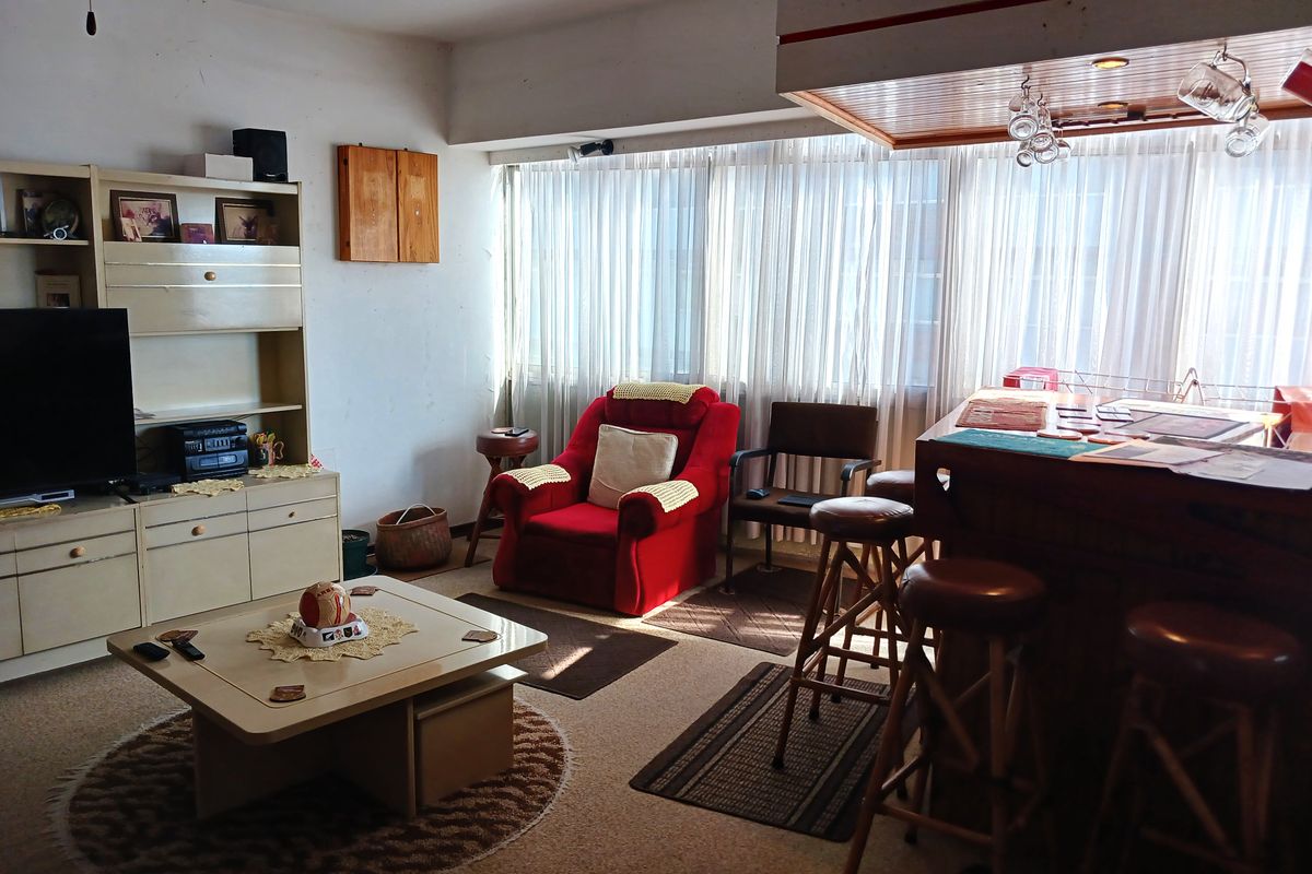 EXCLUSIVE MANDATE - 2 BEDROOM MOVE IN READY - EASY WALK TO ADDINGTON BEACH - Photo 4