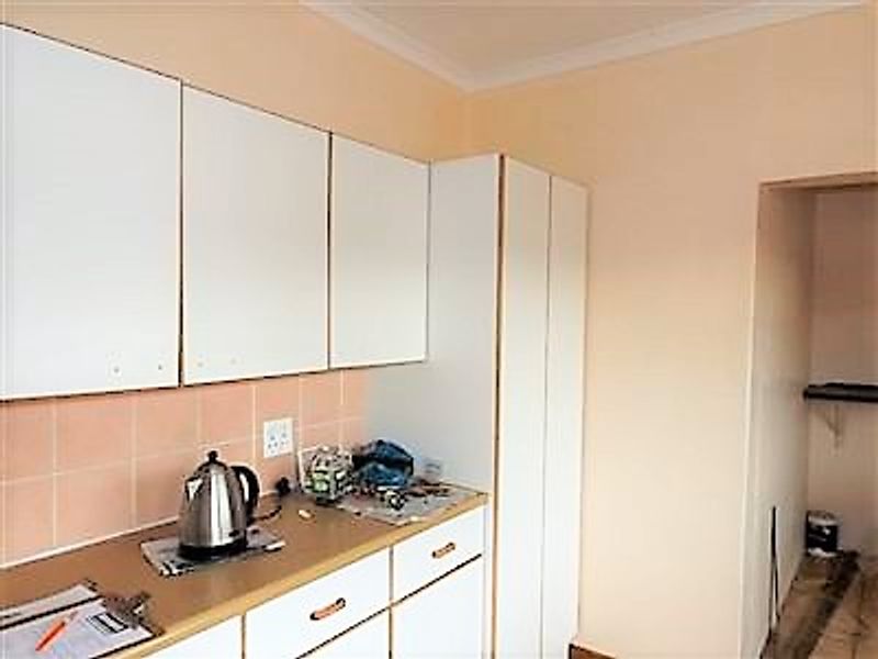 4 Bedroom house in Heuwelkruin - Photo 3