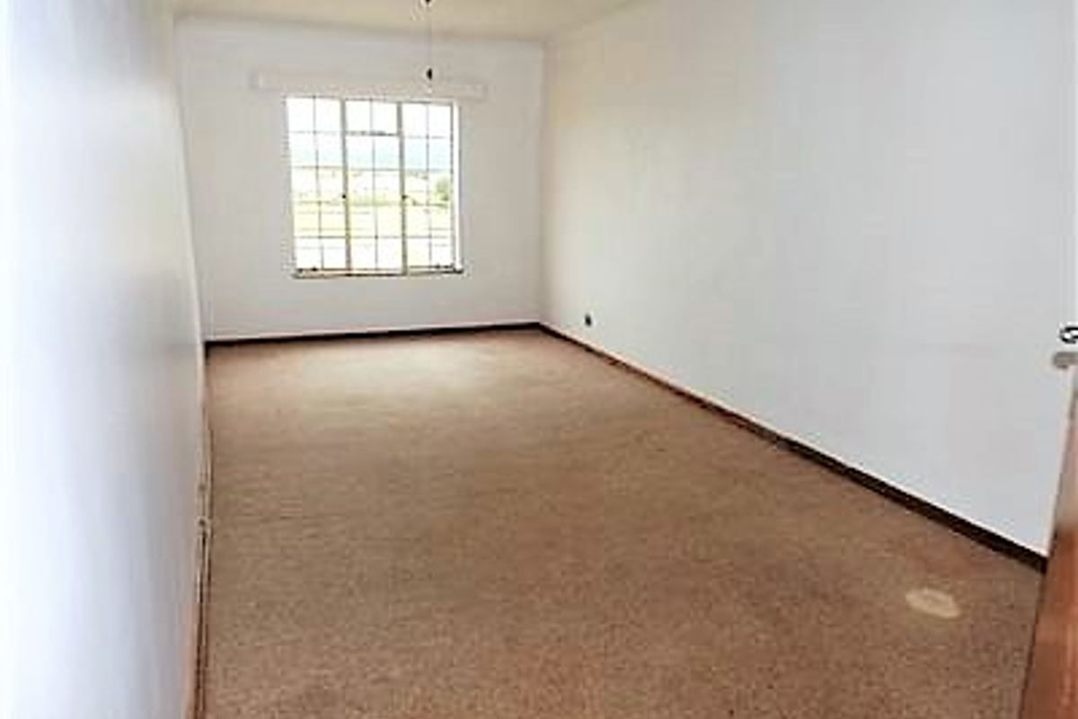 4 Bedroom house in Heuwelkruin - Photo 4