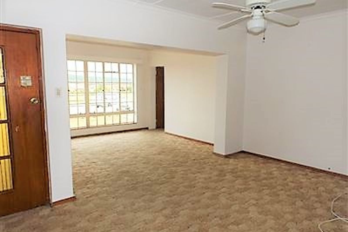 4 Bedroom house in Heuwelkruin - Photo 2