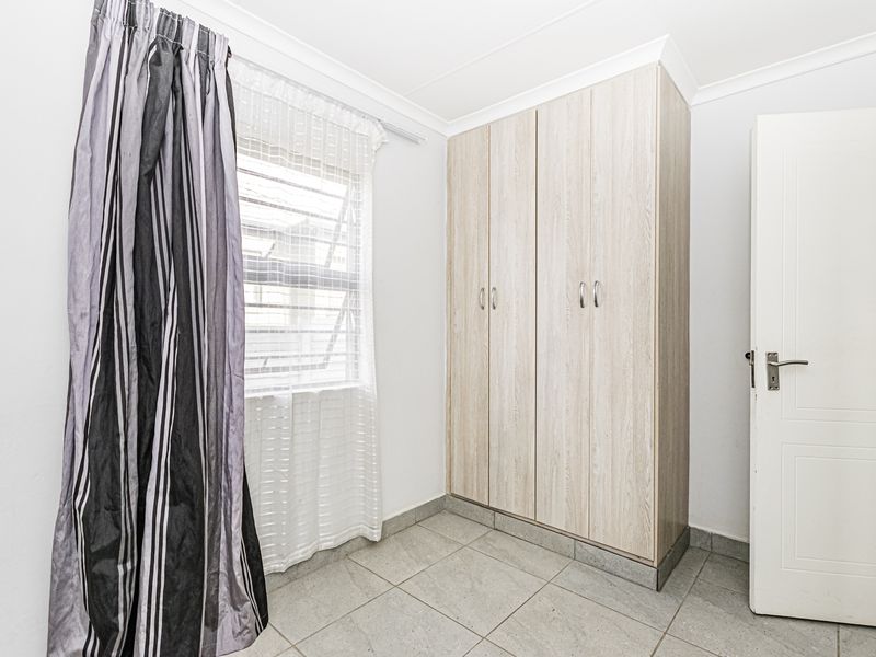 Modern Comfort Meets Elegant Living at Mindalore Royal Cradle! - Photo 10