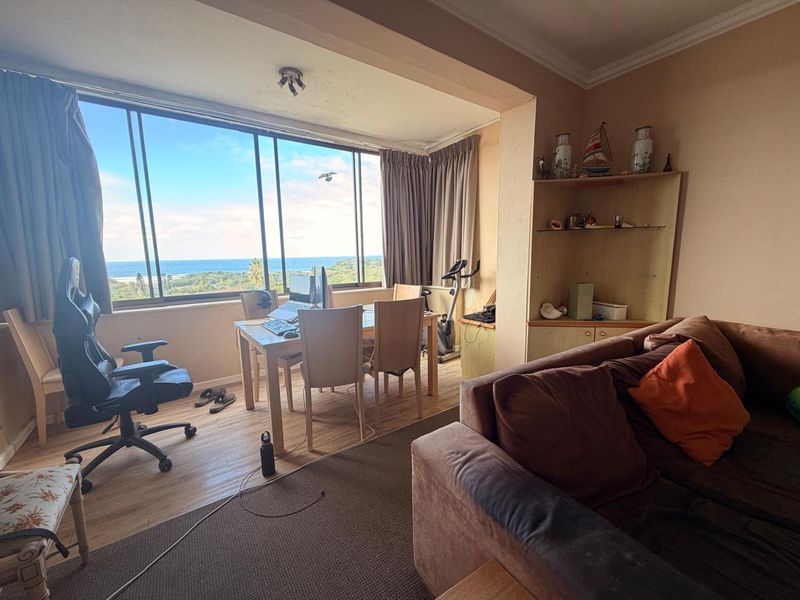 Magnificent views and modernised living - Photo 4