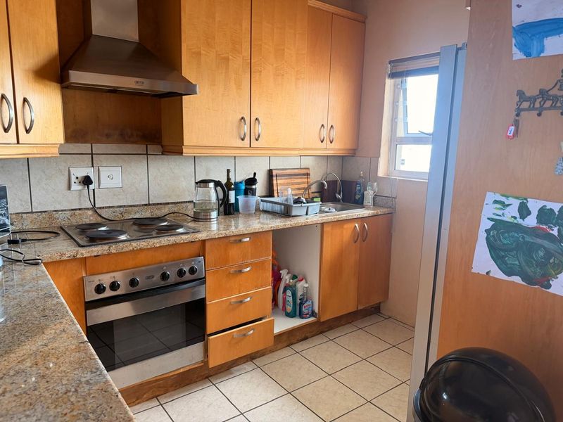 Magnificent views and modernised living - Photo 7