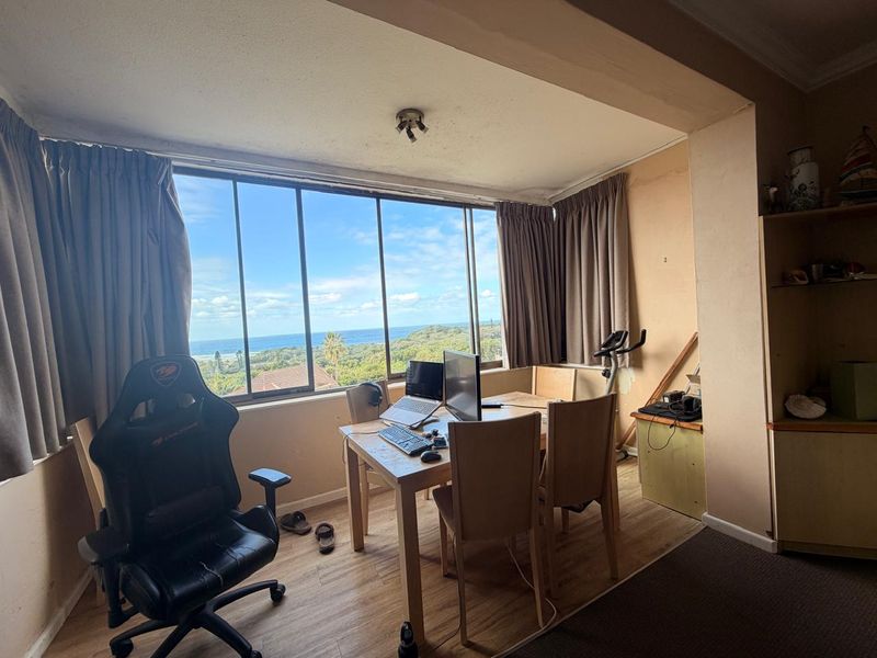 Magnificent views and modernised living - Photo 3