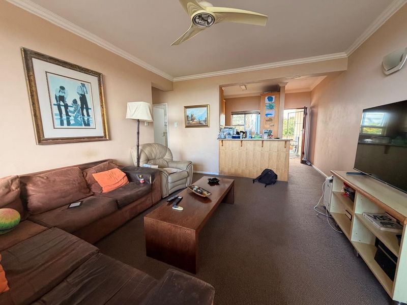 Magnificent views and modernised living - Photo 5