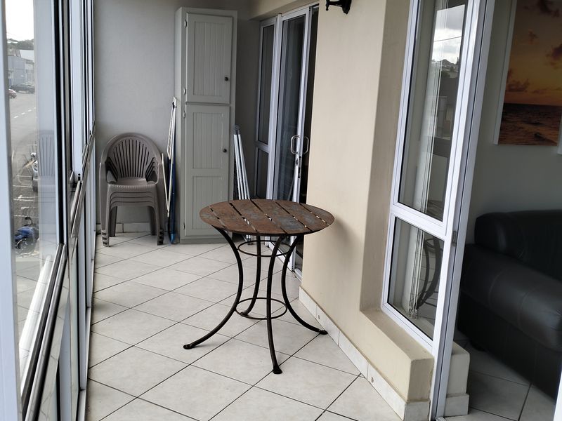 Perfect for coastal living and convenience! - Photo 8