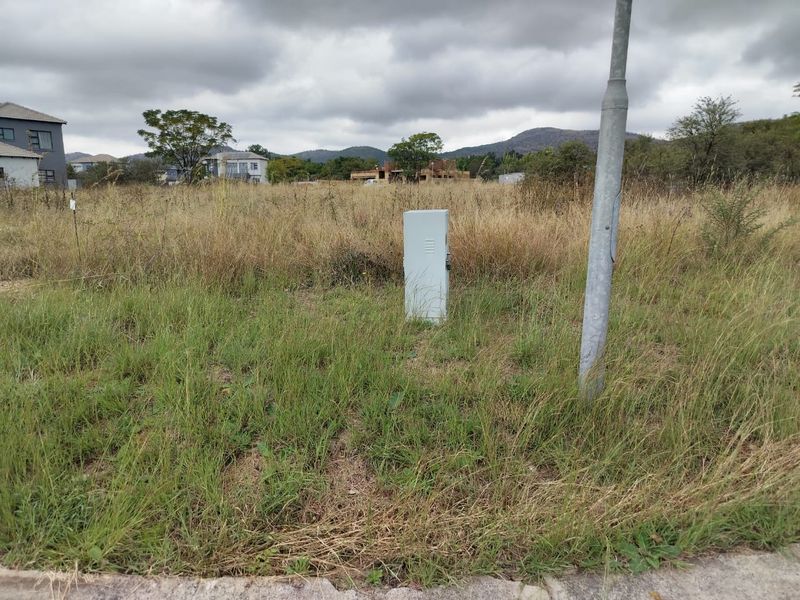 Discover your dream home site! 659m2 vacant land for sale in Everglades Estate, Hartbeespoort. - Photo 5