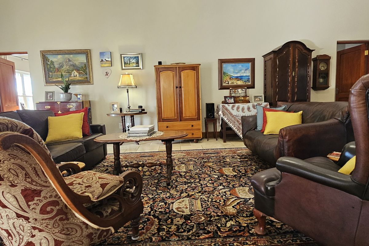 Modern Comfort Meets Effortless Living in a Prime Location - Photo 3
