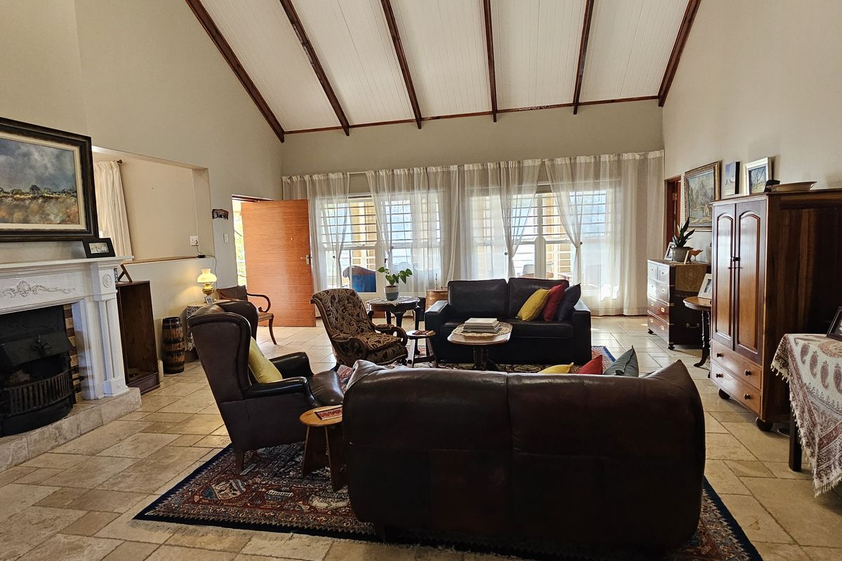 Modern Comfort Meets Effortless Living in a Prime Location - Photo 5