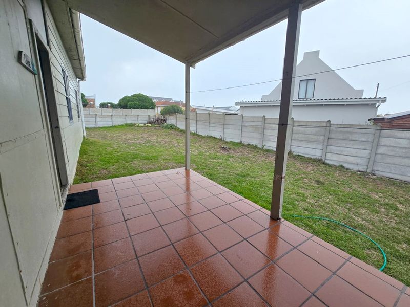 Renovation Opportunity on a Prime Stand in a Sought-After Area - Photo 6