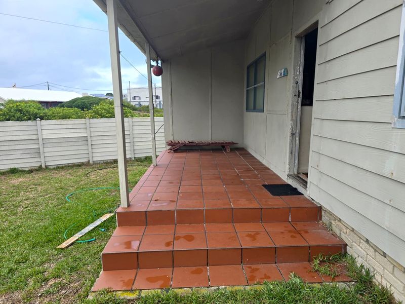 Renovation Opportunity on a Prime Stand in a Sought-After Area - Photo 5