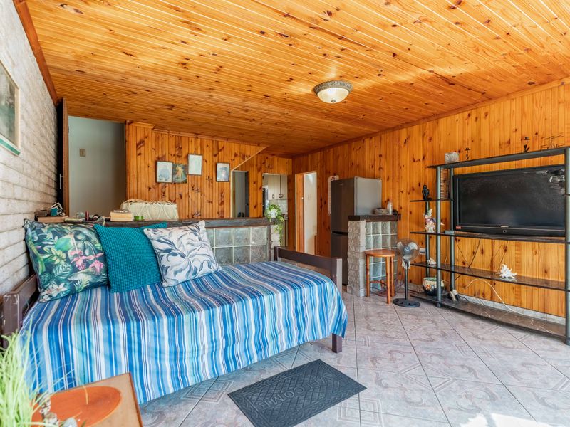 Versatile Living Opportunity: One Level for Personal Use, One for Income, OR a Complete Family Home! - Photo 4