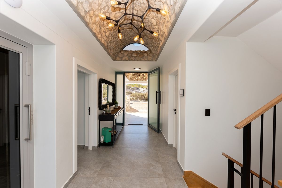 Aegean Heights Coastal Residence | Panoramic Views over Saldanha Bay | Exclusive Mandate - Photo 5