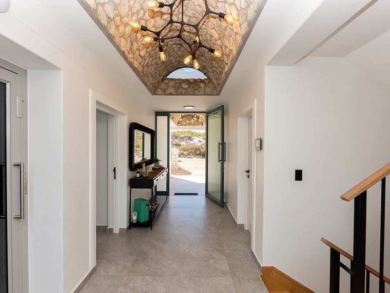 Aegean Heights Coastal Residence | Panoramic Views over Saldanha Bay | Exclusive Mandate - Photo 5