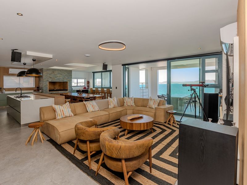 Aegean Heights Coastal Residence | Panoramic Views over Saldanha Bay | Exclusive Mandate - Photo 2