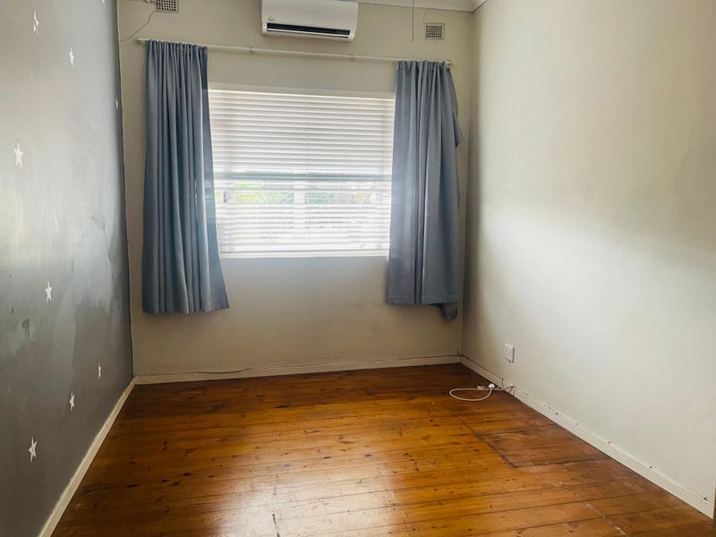 This well-maintained three-bedroom home offers the perfect blend of comfort, convenience, and peace - Photo 8