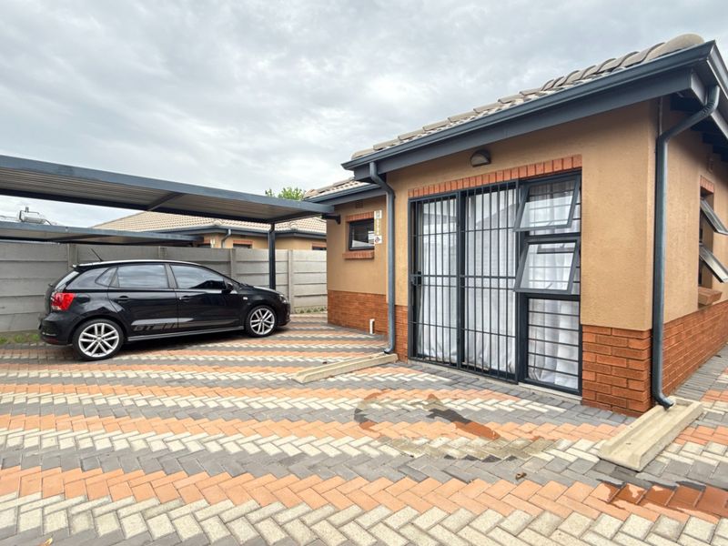 Modern Comfort in a Safe, Welcoming Community - Photo 2