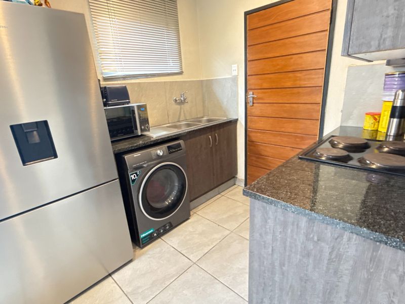 Modern Comfort in a Safe, Welcoming Community - Photo 10