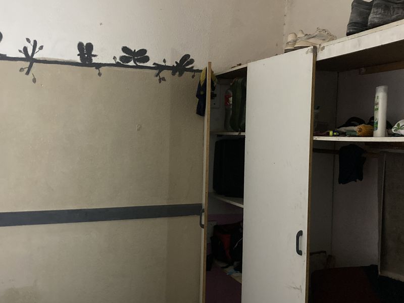 Renovator’s Opportunity – Prime TLC Property with Endless Potential - Photo 9