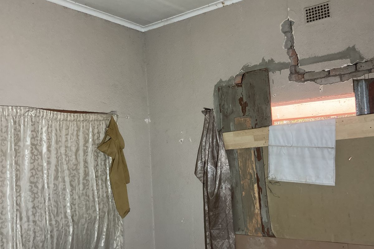 Renovator’s Opportunity – Prime TLC Property with Endless Potential - Photo 5