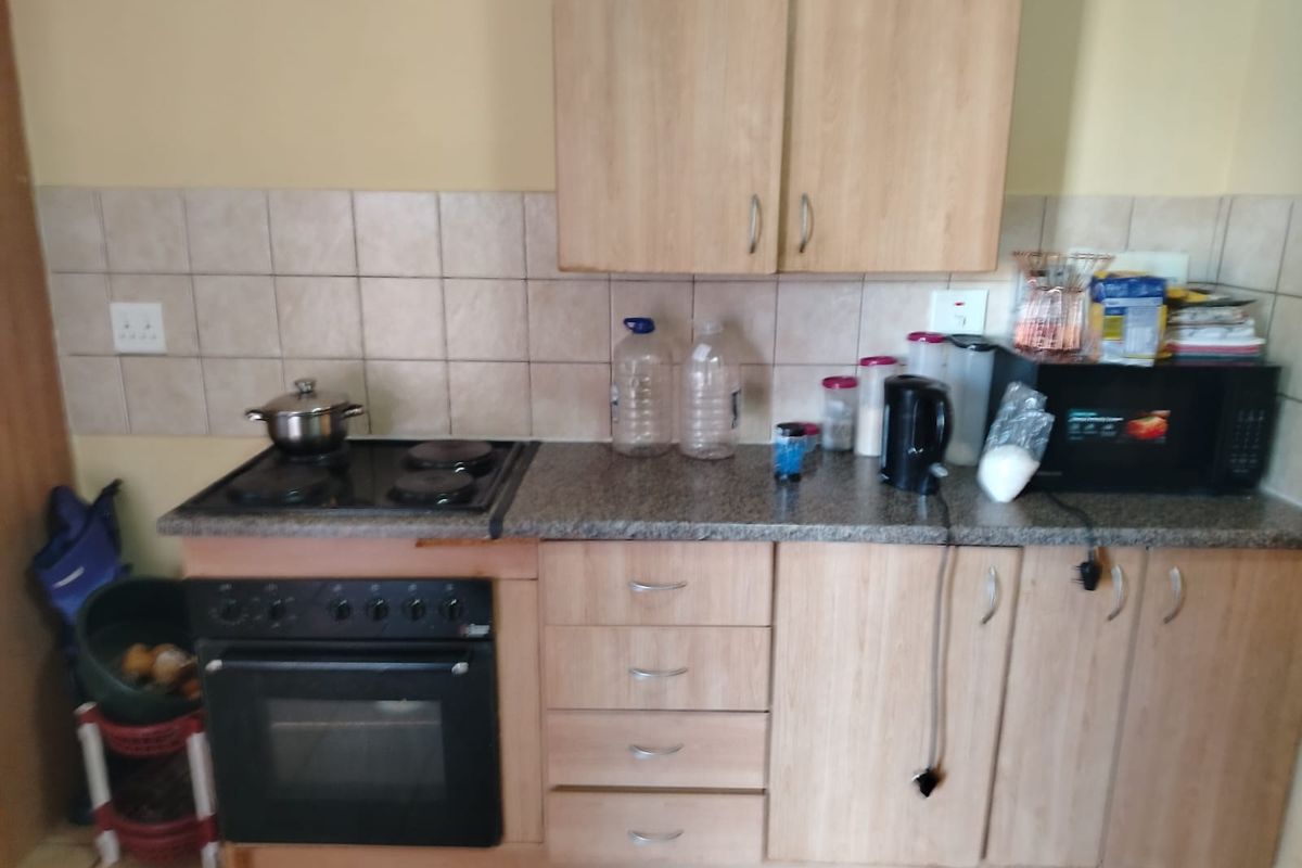 2 Bedroom apartment for sale in The Orchards - Photo 2