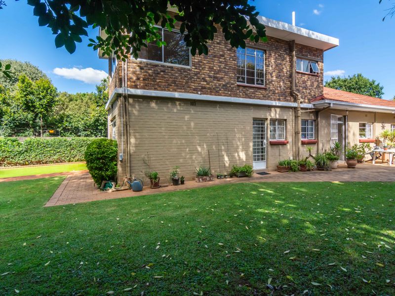 Bidding To Start From R2 450 000  Live NON Distressed Auction - Photo 5
