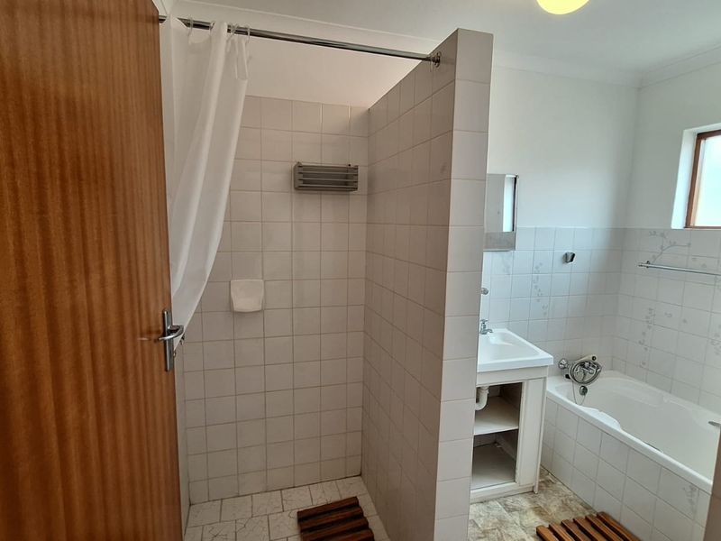 FOR SALE: Charming Home in the Ever Popular Palinggat Oord – Stilbaai West - Photo 8