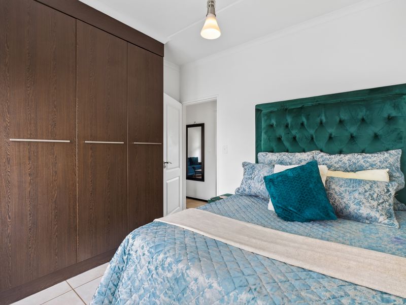 Modern 2 Bed, 1 Bath Unit for Sale in Noordhang - Photo 8