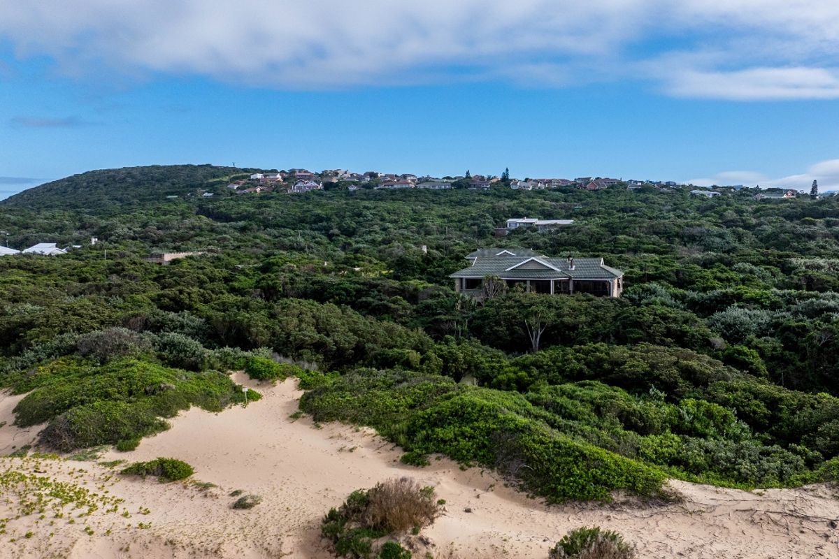 Where Coastal Wilderness Meets Private Beachfront Living in Port Alfred - Photo 4