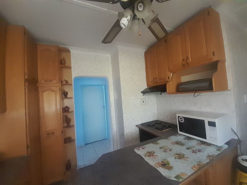 Neat family home for sale - Photo 8