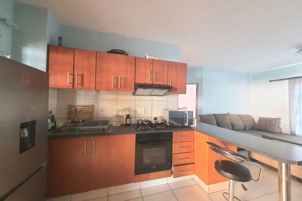 Modern Convenience in a Prime Location - Photo 3