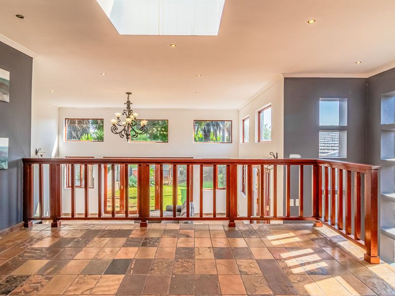 Versatile Family Living with Cottage, Office & Entertainer’s Charm - Photo 8