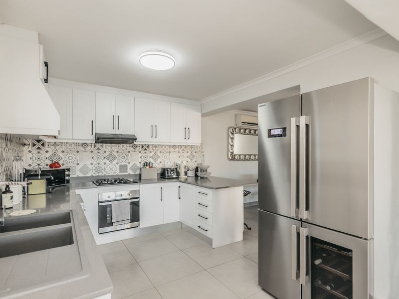Welcome to a slice of paradise nestled in the heart of Avalon Estate! - Photo 6