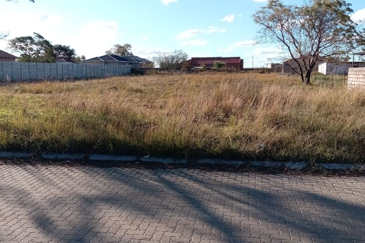 Your Vision Starts Here – Prime Vacant Land - Photo 4