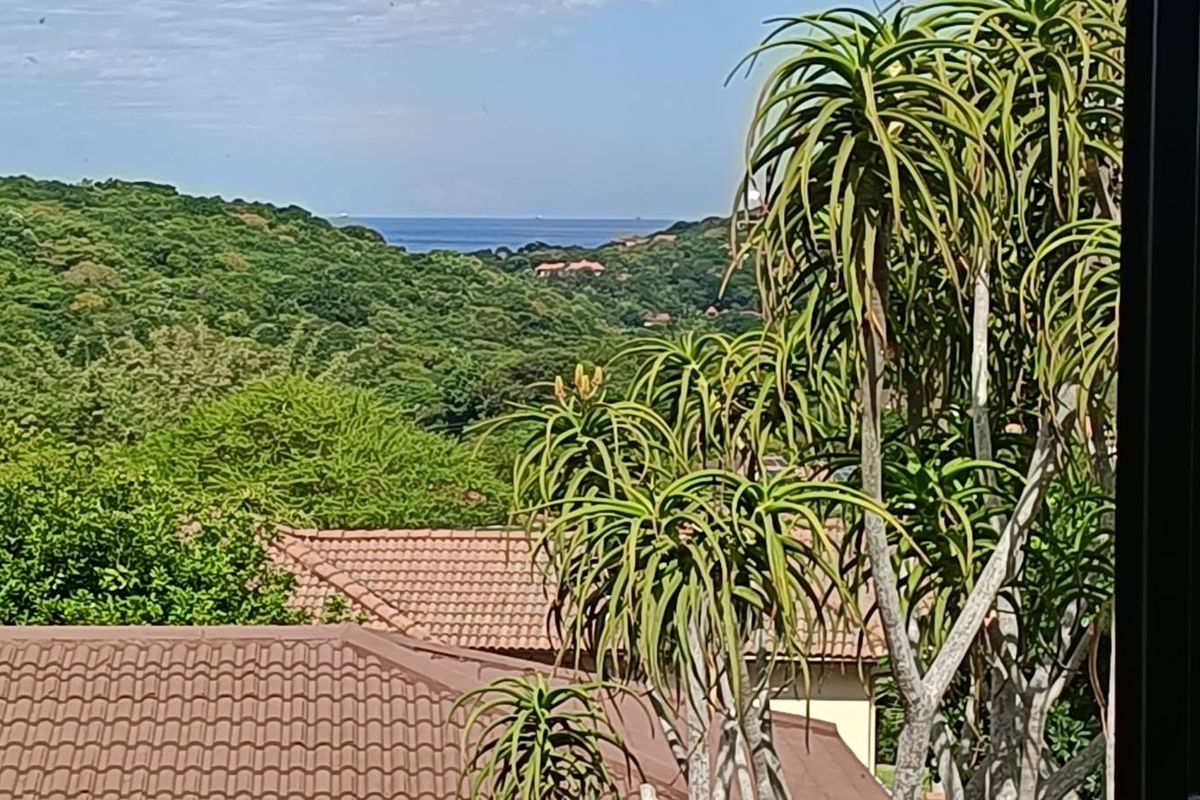 Stunning 3-bedroom duplex in Seaward Estates, Ballito—your dream home awaits! Don't miss out! - Photo 3