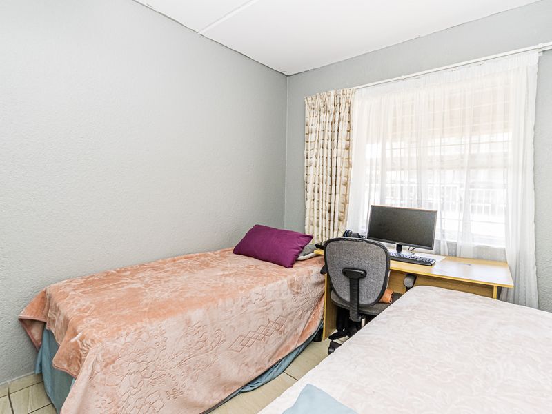Very Beautiful Ground Floor Apartment – Perfect Location - Photo 8