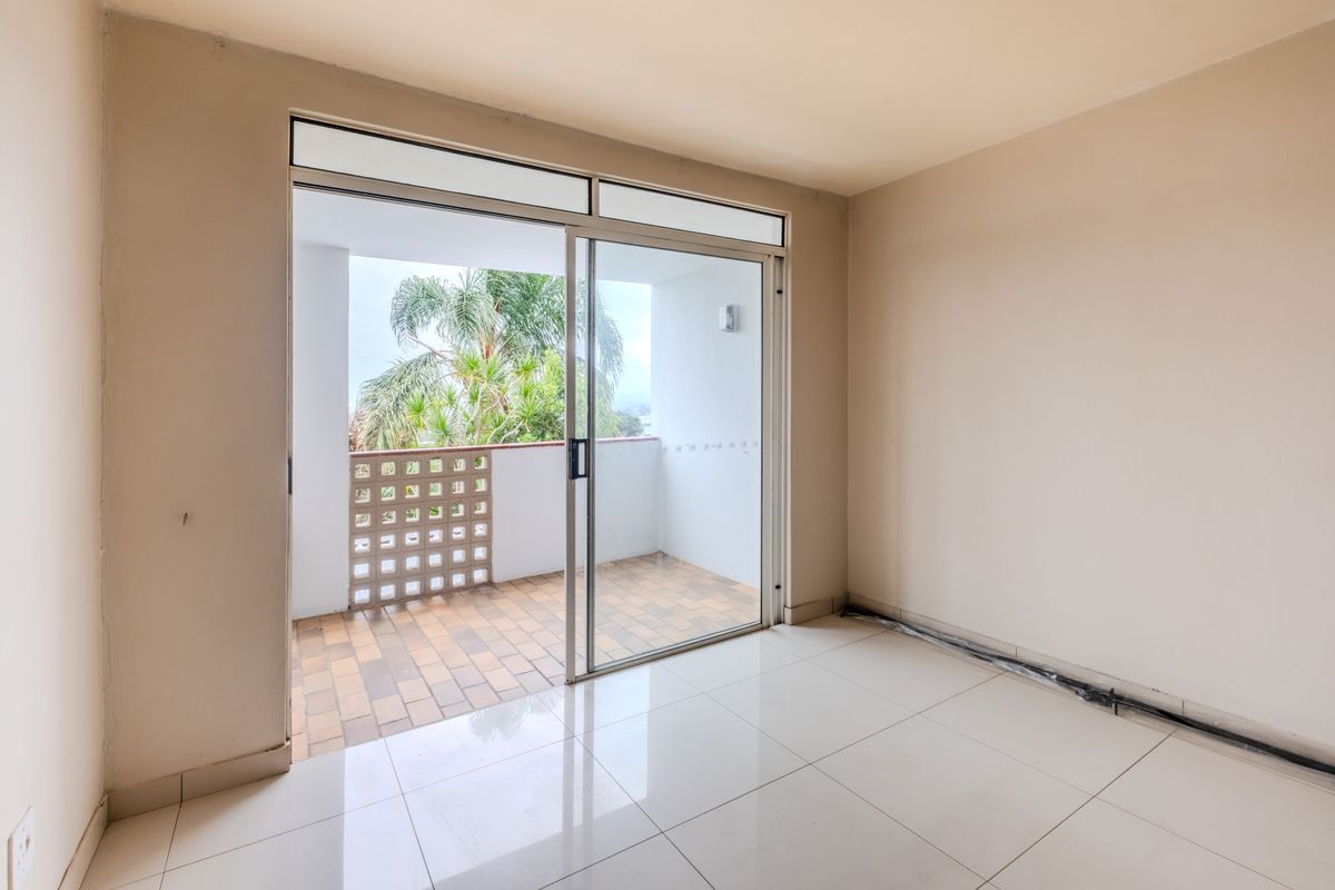 Apartment For Sale In Durban North - Photo 4