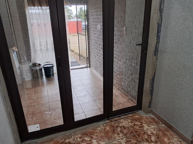 Charming 3-bedroom house for sale in Durnacol, Dannhauser—your perfect family home awaits! - Photo 9