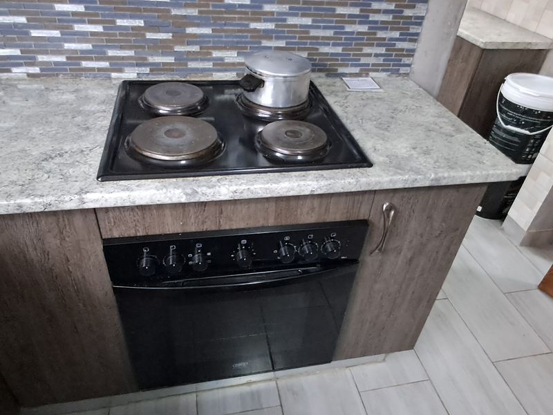 Charming 3-bedroom house for sale in Durnacol, Dannhauser—your perfect family home awaits! - Photo 8
