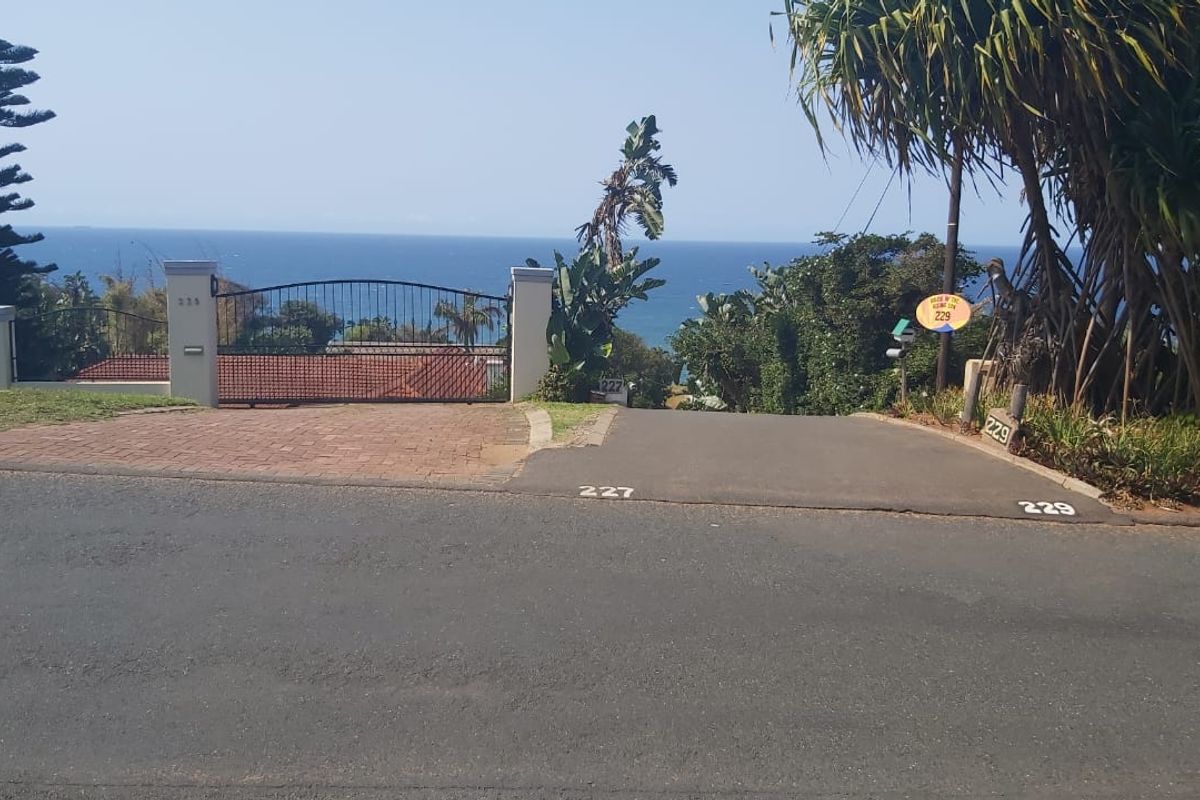 Brighton Beach Gem with Spectacular Sea Views - Photo 2