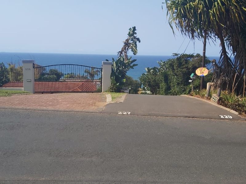 Brighton Beach Gem with Spectacular Sea Views - Photo 2