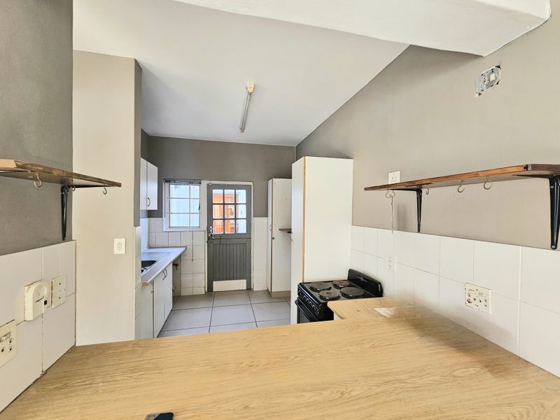 Bonza Bay - Lovely Duplex Townhouse in tranquil suburb - Photo 4