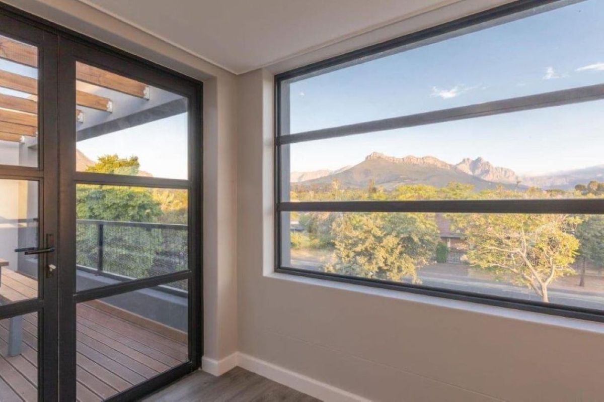 Apartment For Sale In Stellenbosch - Photo 5
