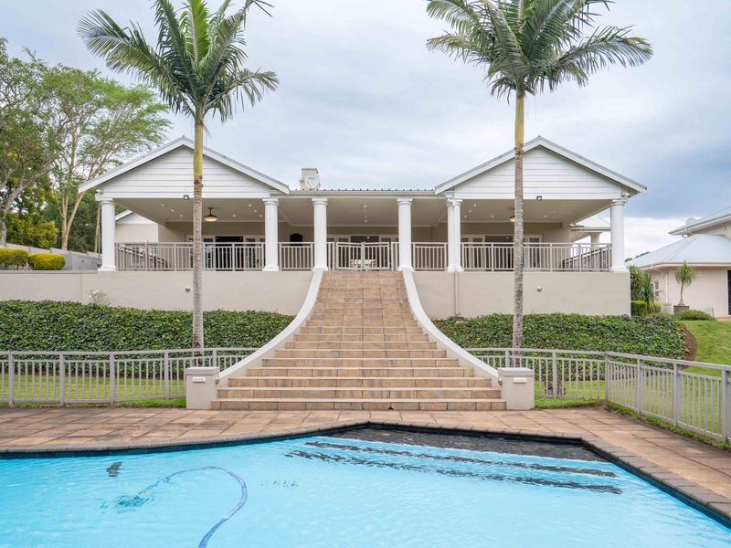 Luxury Two Home Estate in Kloof’s Prestigious Blue Zone - Photo 2