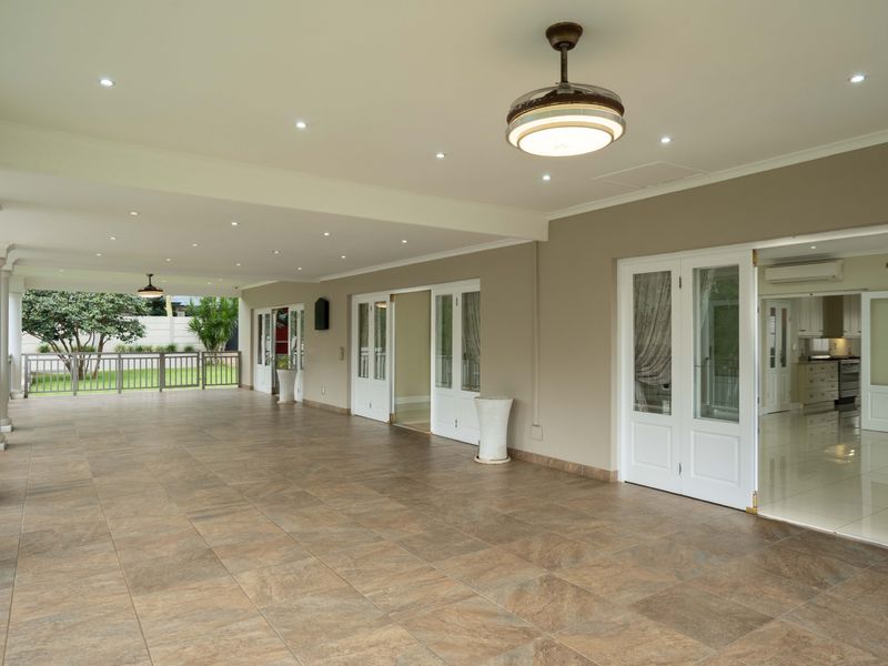 Luxury Two Home Estate in Kloof’s Prestigious Blue Zone - Photo 9