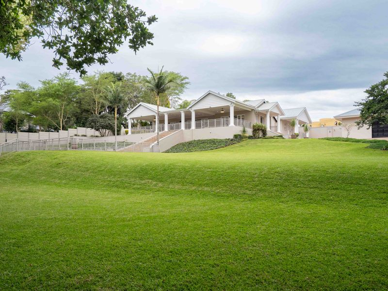 Luxury Two Home Estate in Kloof’s Prestigious Blue Zone - Photo 3